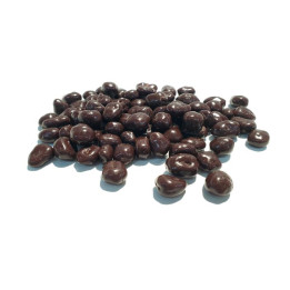 Maíz "Kikos" cubiertos con chocolate negro