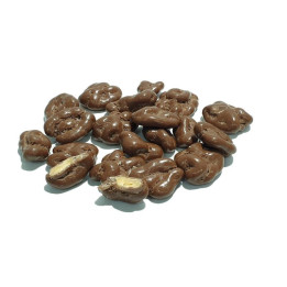 Nueces con chocolate con leche